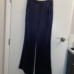 Something Navy - Navy silky trousers
